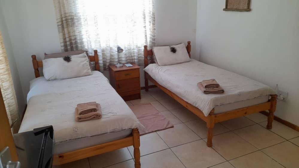 Ombo Rest Camp Hotel Okahandja Exterior photo