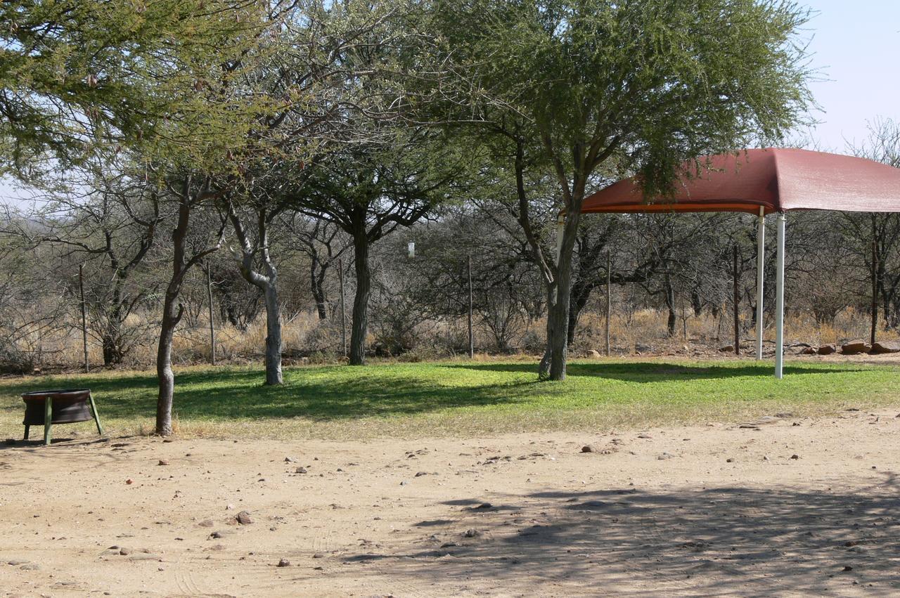 Ombo Rest Camp Hotel Okahandja Exterior photo